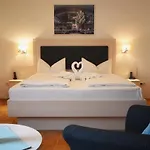 Scirocco Hotel Baunatal