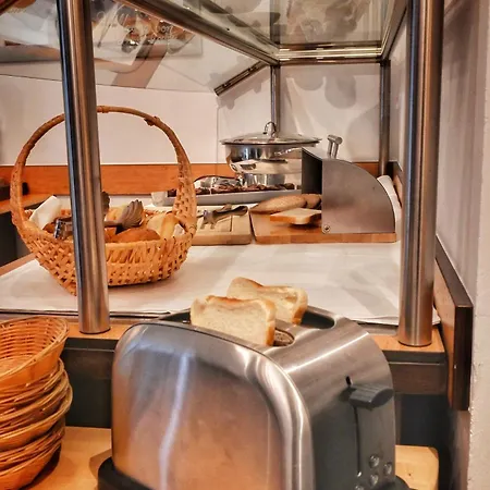 Отель Scirocco Баунаталь